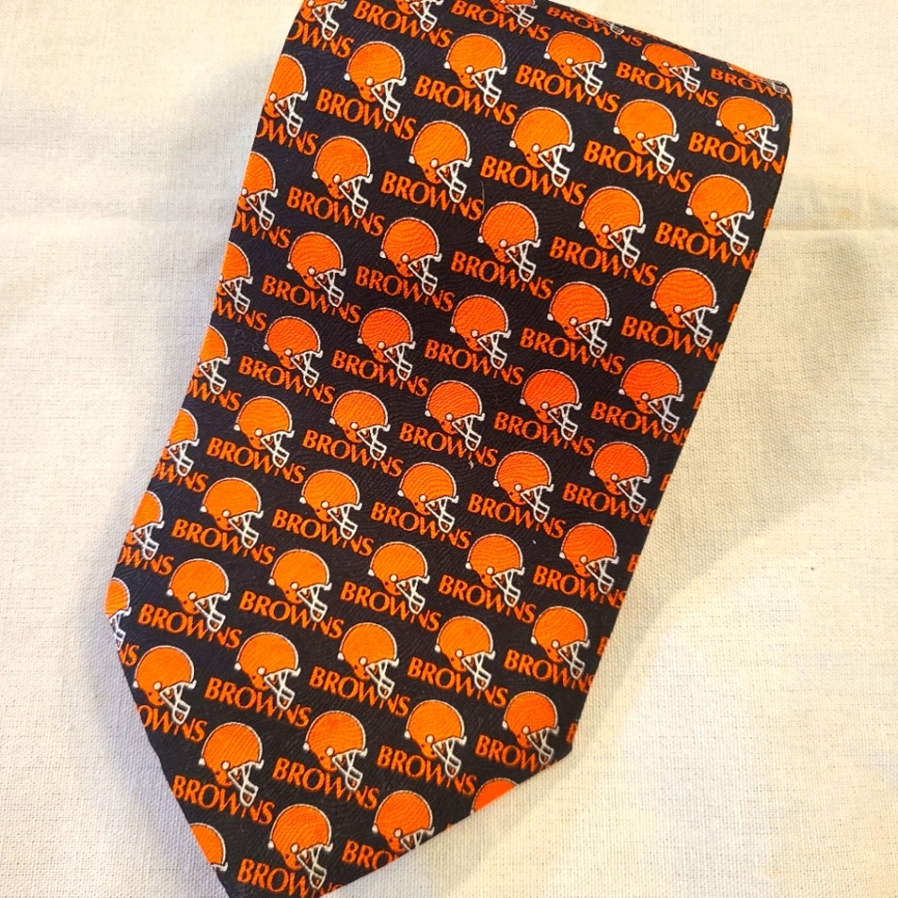 Vintage Cleveland Browns Neck tie by Ralph Marlin & Co 1999